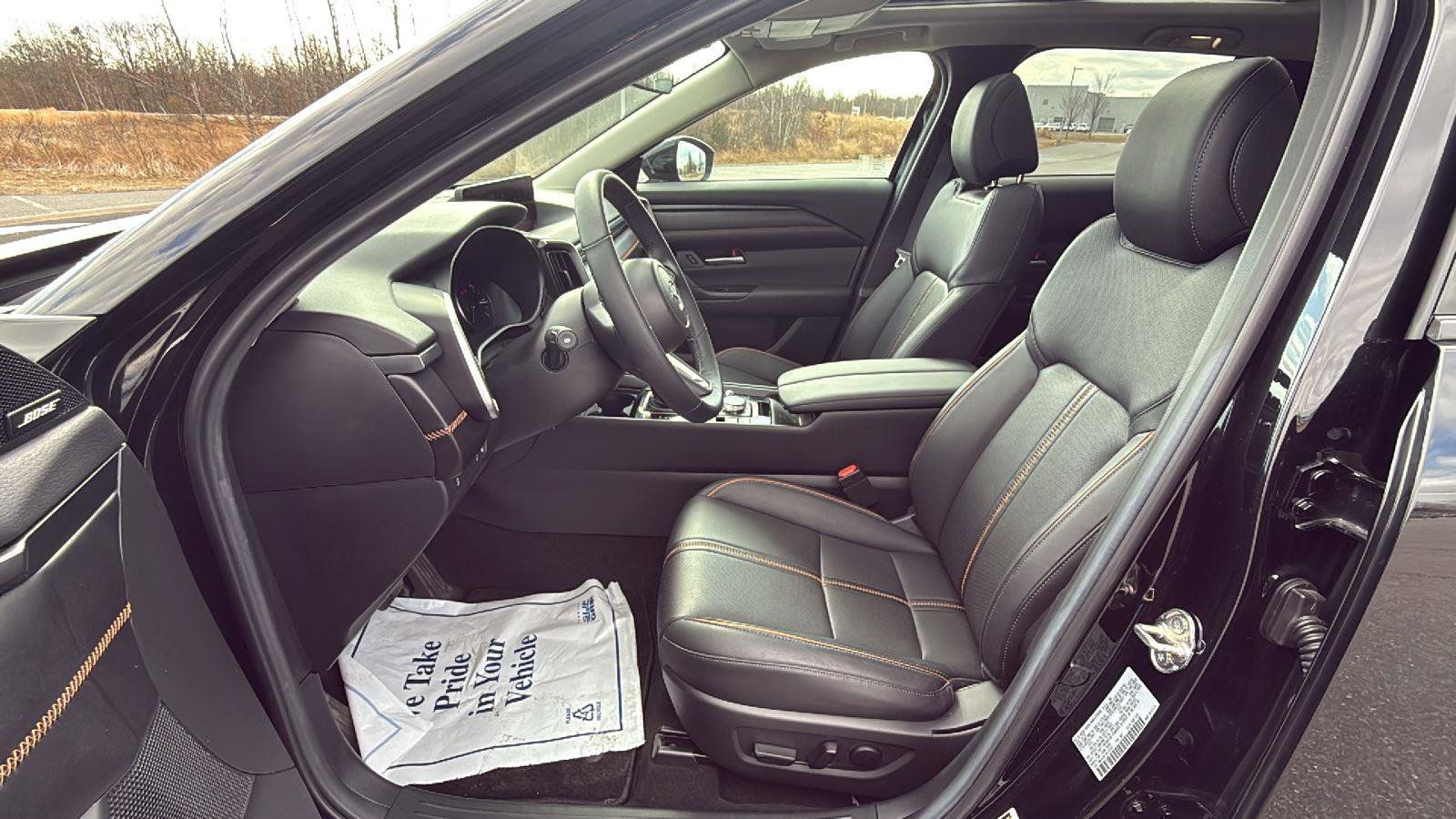 Certified 2025 MAZDA CX-50 AWD 2.5 Hybrid w/ Premium Pkg image 24