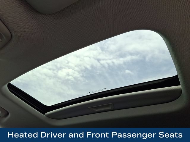 Used 2025 Chevrolet Trax ACTIV w/ Sunroof Package FWD image 19