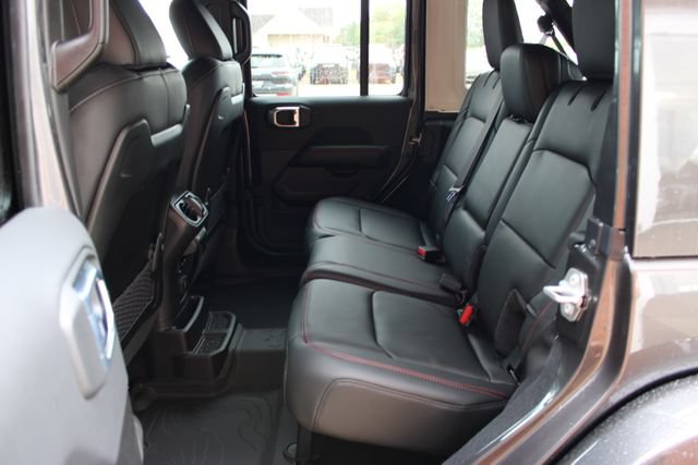 New 2027 Jeep Wrangler Unlimited Rubicon AWD/4WD image 44