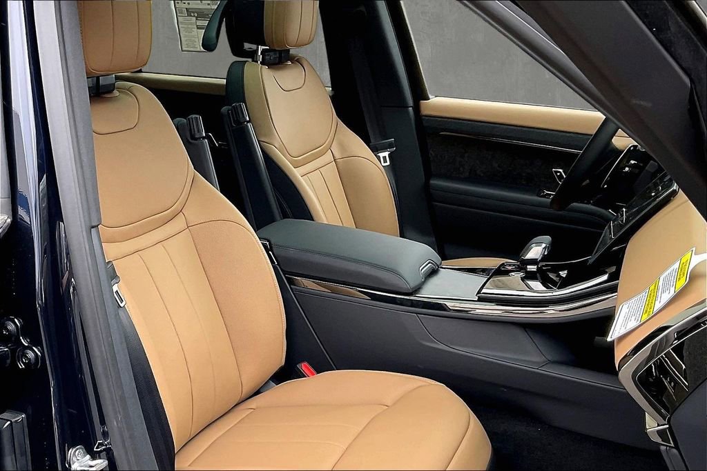 New 2026 Land Rover Range Rover Sport Dynamic SE image 11