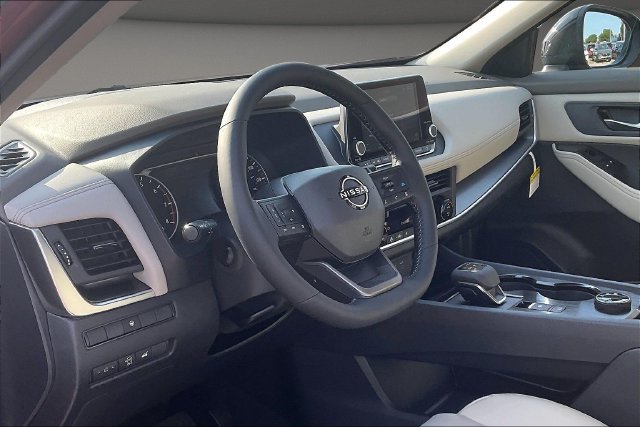 New 2026 Nissan Rogue Dark Armor AWD/4WD image 7