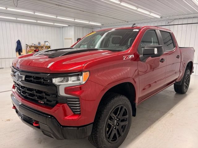 Used 2023 Chevrolet Silverado 1500 LT Trail Boss w/ Convenience Package II AWD/4WD image 3