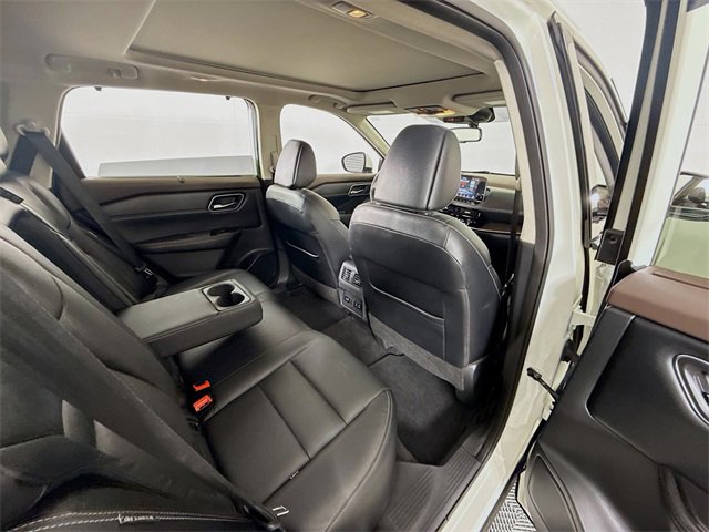 Used 2021 Nissan Rogue SL w/ Premium Package image 29