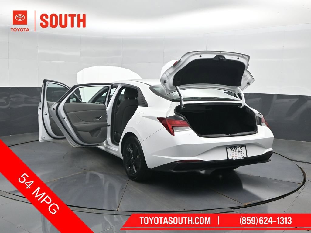 Used 2023 Hyundai Elantra Blue image 50