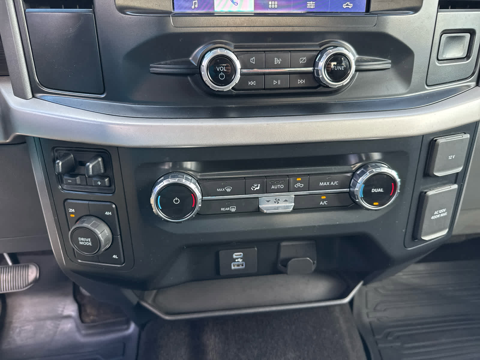 Used 2022 Ford F150 XLT w/ Equipment Group 301A Mid image 35