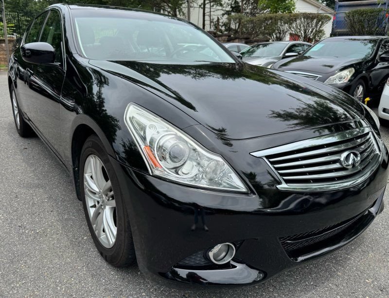 Used 2011 INFINITI G37 x Sedan w/ Premium Pkg AWD/4WD image 1