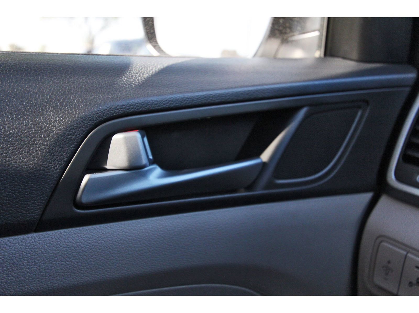 Used 2017 Hyundai Tucson Limited w/ Limited Ultimate Package 03 image 22