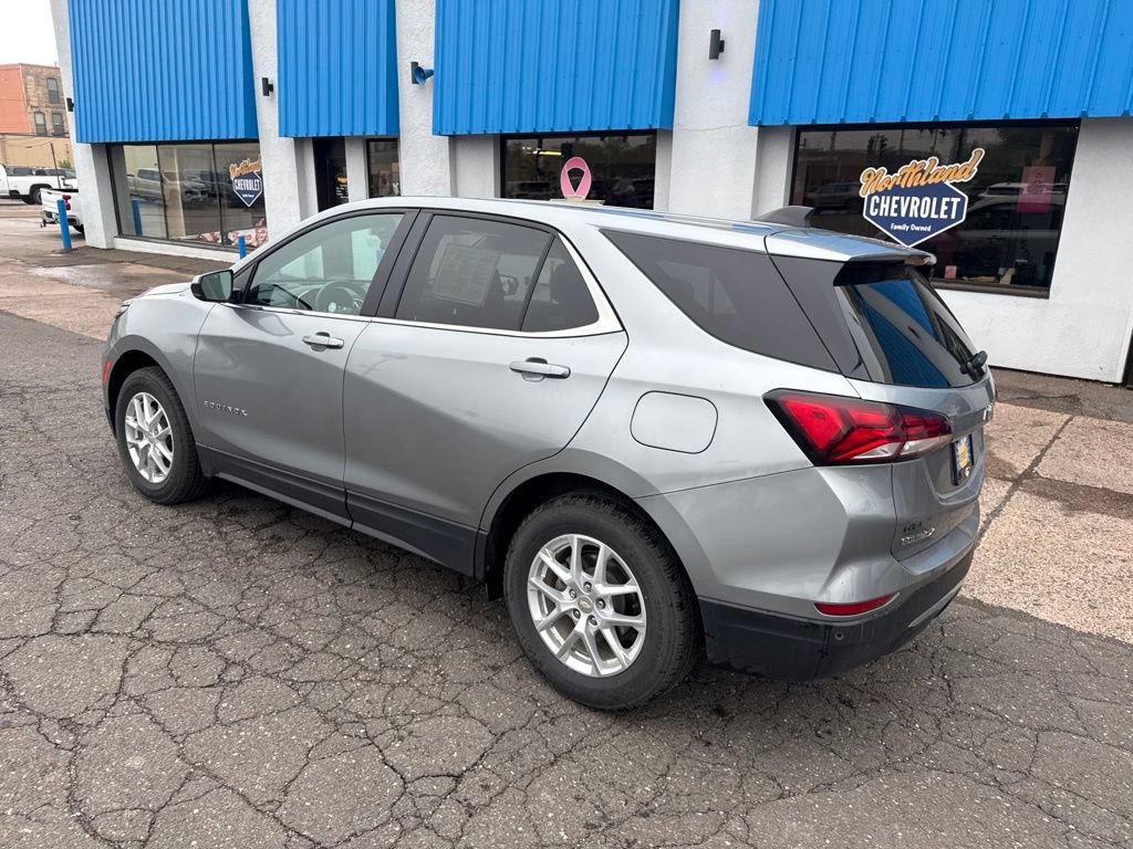 Used 2024 Chevrolet Equinox LT AWD/4WD image 13