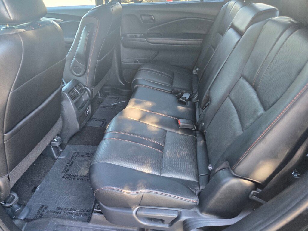 Certified 2023 Honda Passport TrailSport image 15