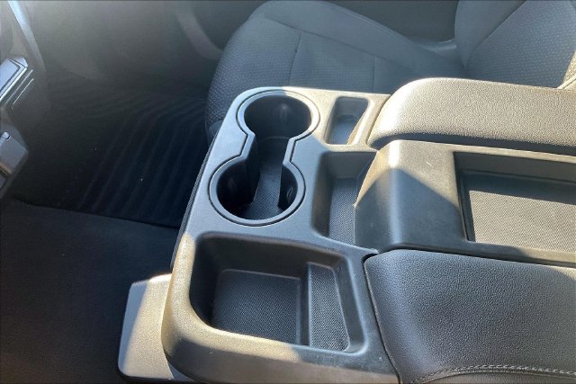 Used 2020 Chevrolet Silverado 1500 Custom w/ Custom Value Package AWD/4WD image 19