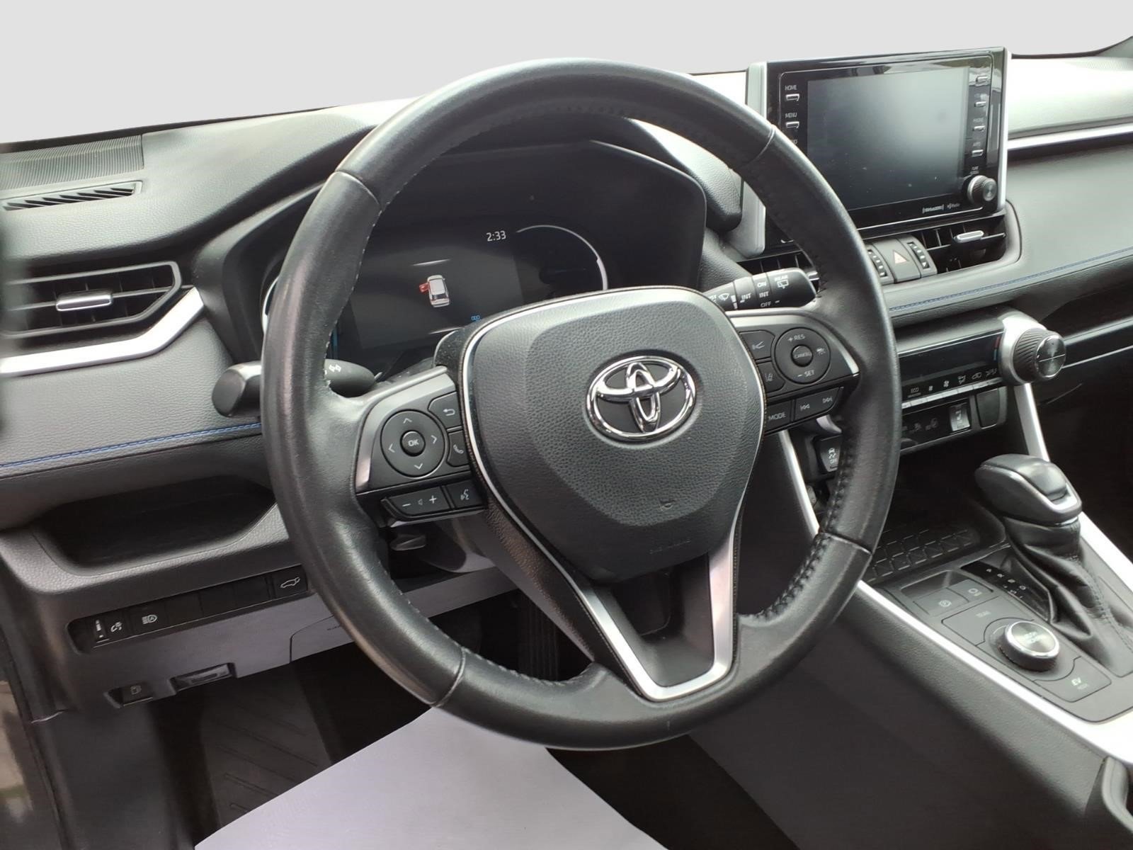 Used 2021 Toyota RAV4 XSE AWD/4WD image 11