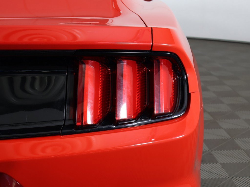 Used 2017 Ford Mustang Coupe image 13