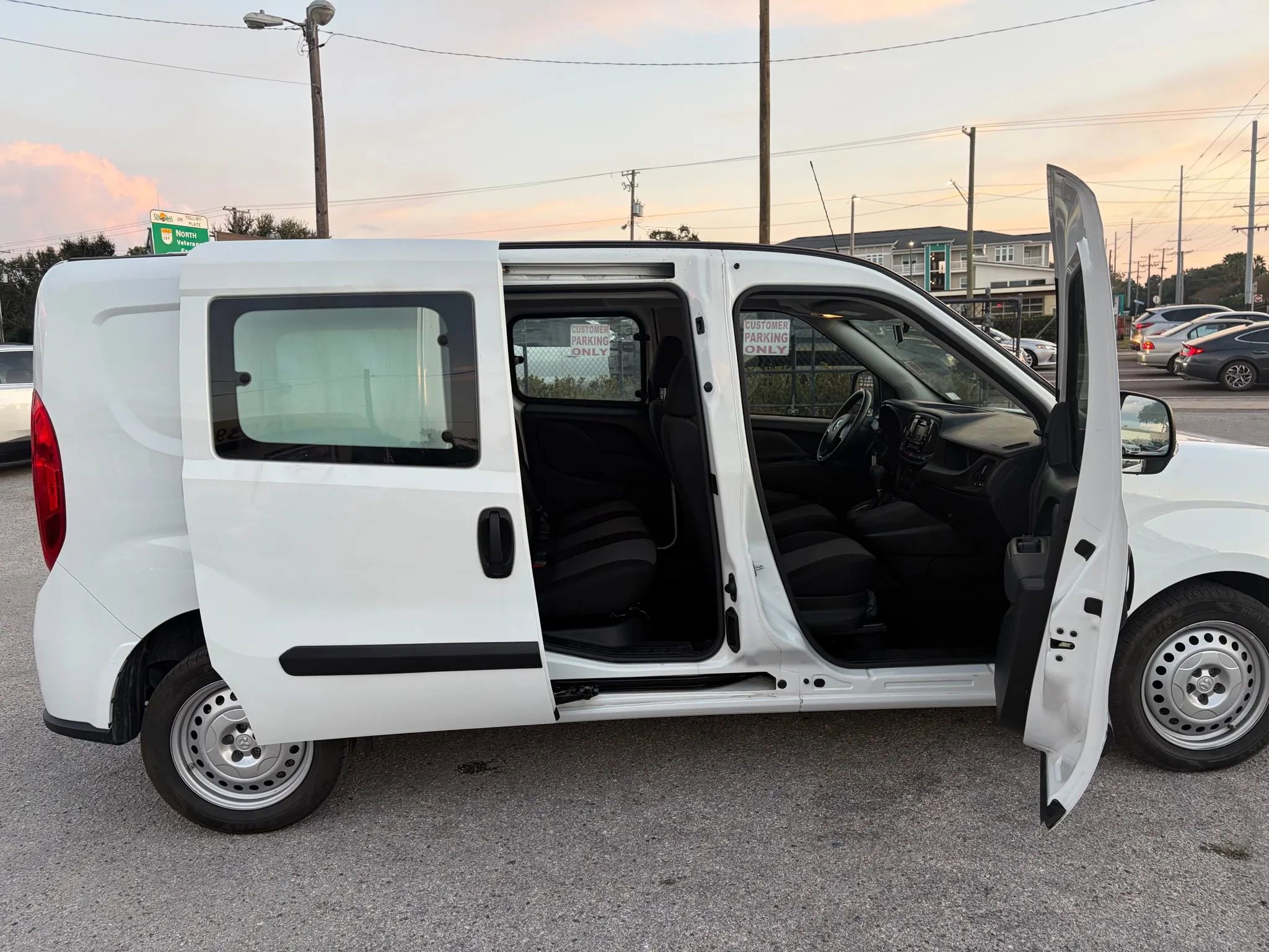 Used 2022 RAM ProMaster City Wagon image 20