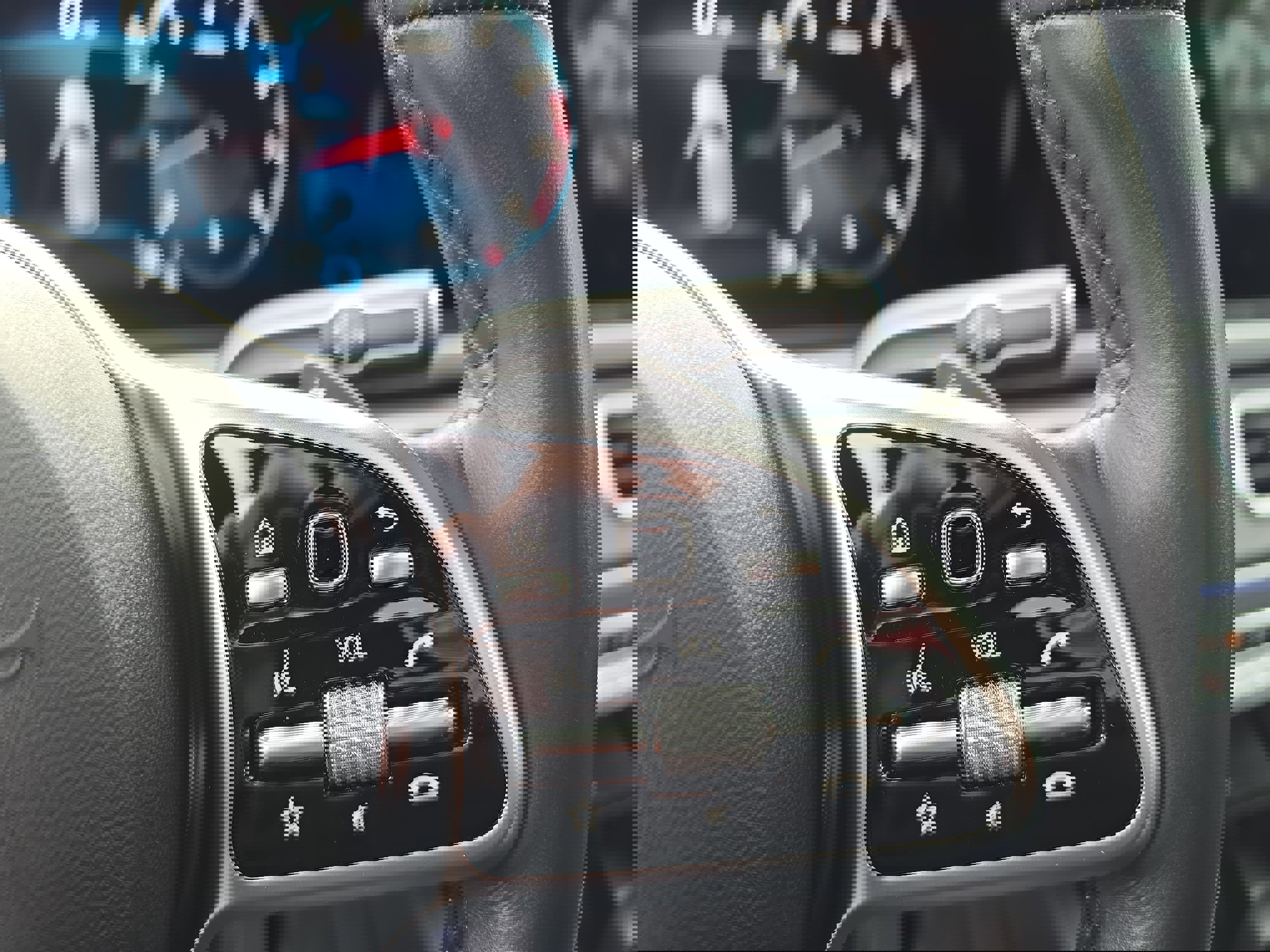 Certified 2023 Mercedes-Benz GLE 350 4MATIC w/ AMG Line Exterior image 18