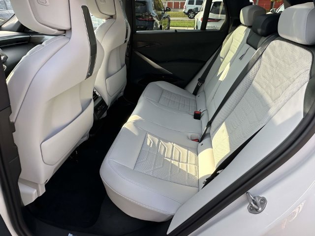 New 2027 BMW X5 xDrive40i w/ Luxury Front Seating Package AWD/4WD image 8