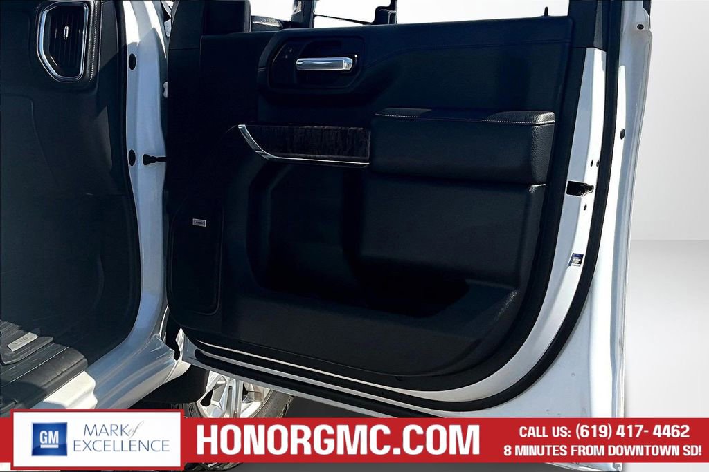 Used 2020 GMC Sierra 2500 Denali w/ Denali Ultimate Package AWD/4WD image 29