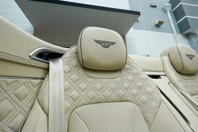 Used 2021 Bentley Continental GT Mulliner image 95