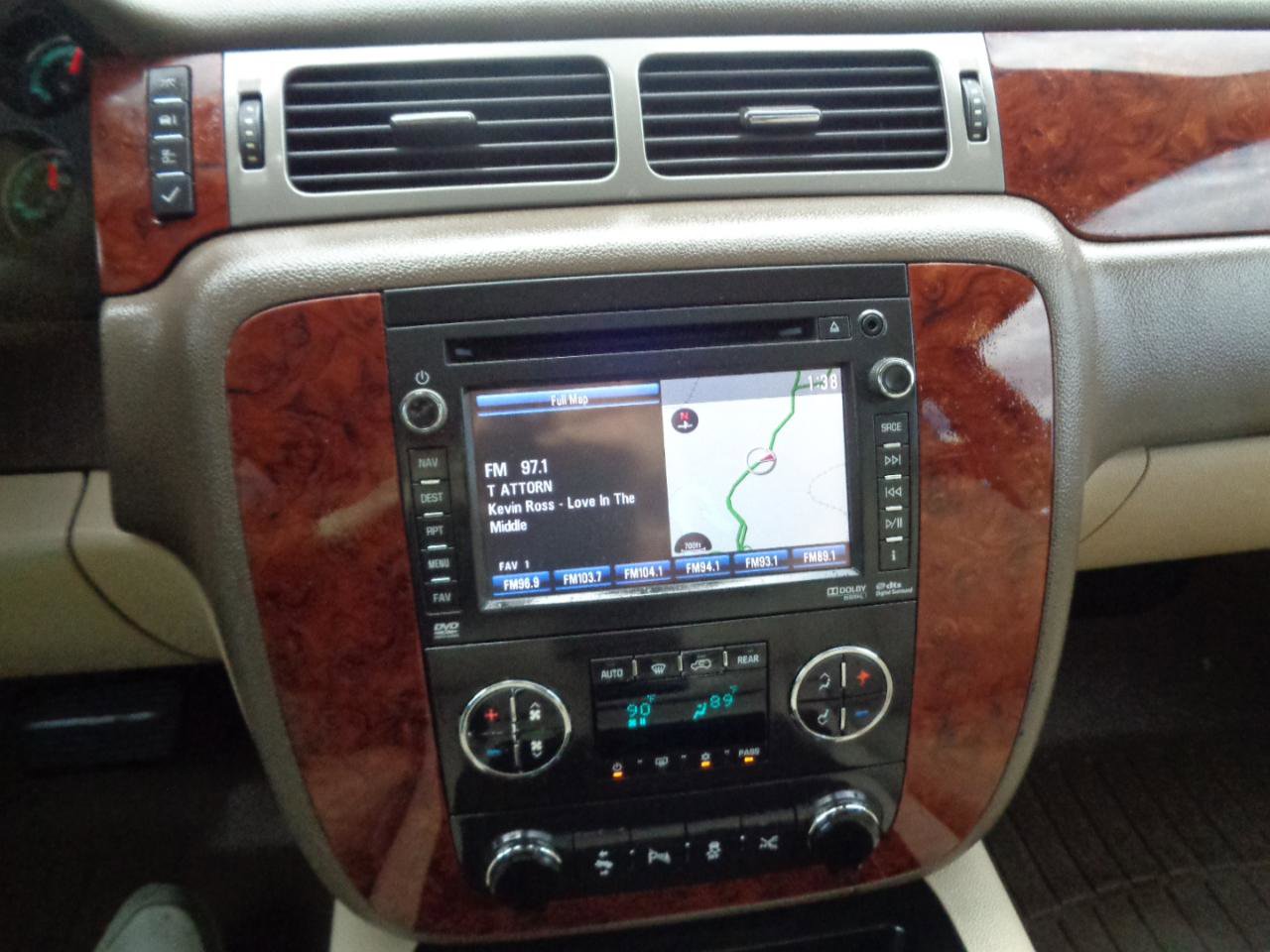 Used 2012 Chevrolet Tahoe LTZ AWD/4WD image 20