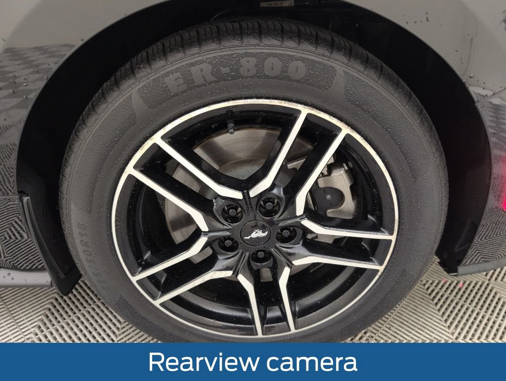 Used 2024 Ford Mustang GT RWD image 17