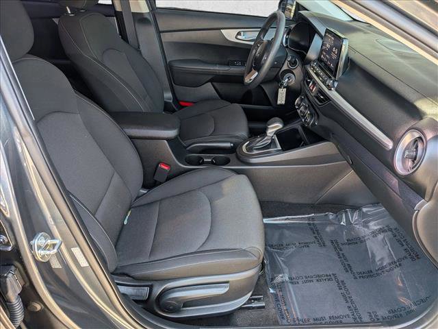 Used 2024 Kia Forte LX FWD image 19