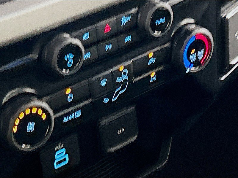 New 2025 Ford F350 XLT w/ 360-Degree Camera Package AWD/4WD image 16