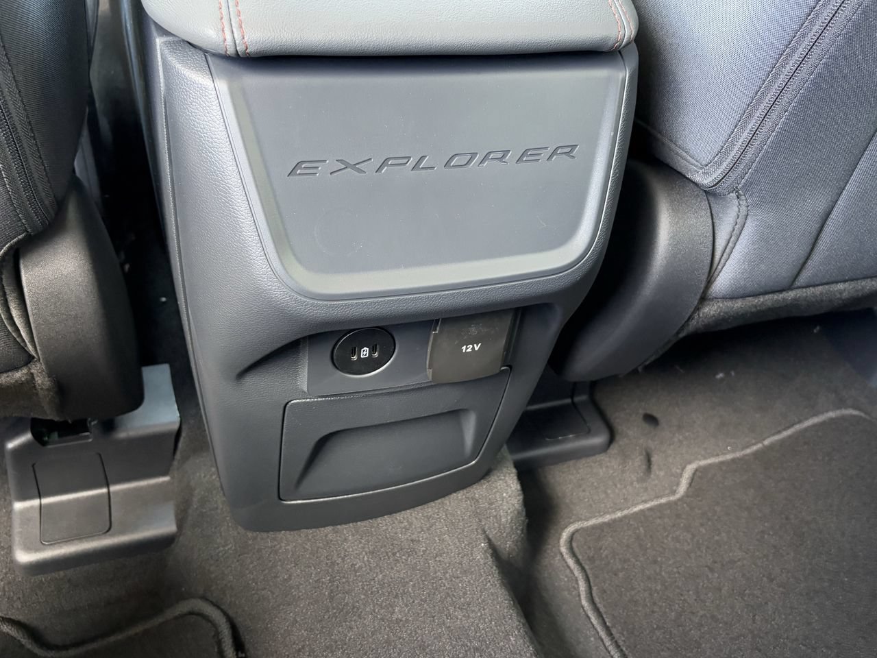 New 2026 Ford Explorer Active AWD/4WD image 21