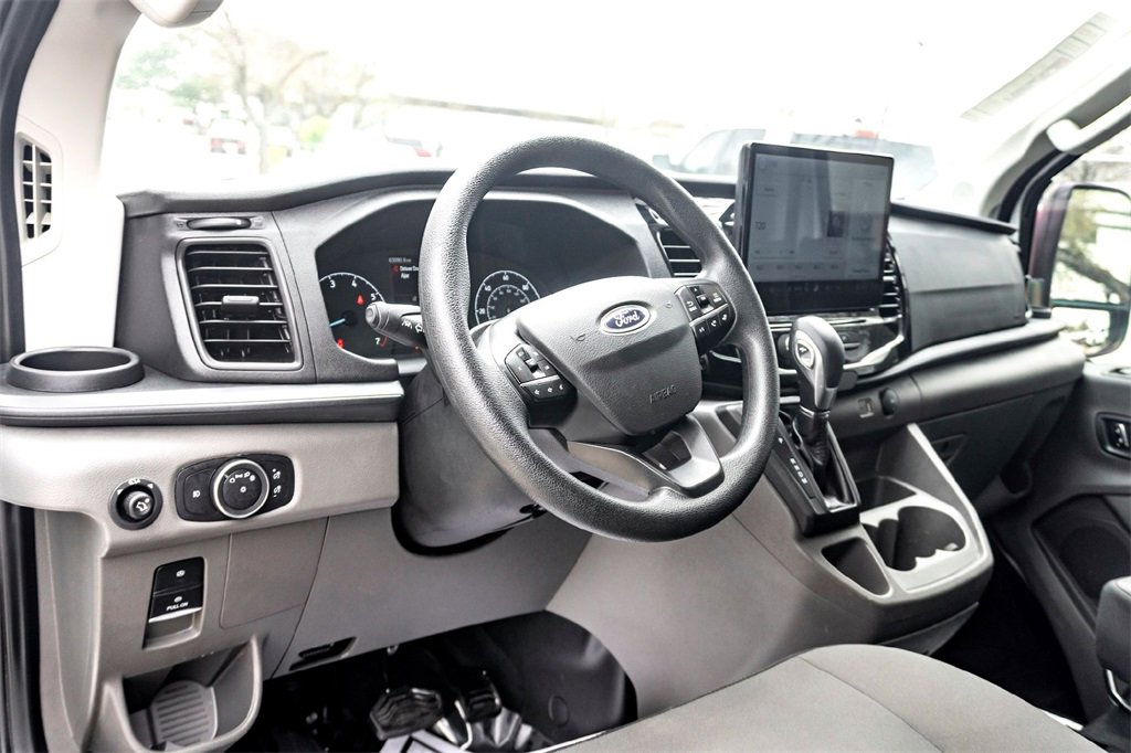 Used 2023 Ford Transit 350 XLT image 16