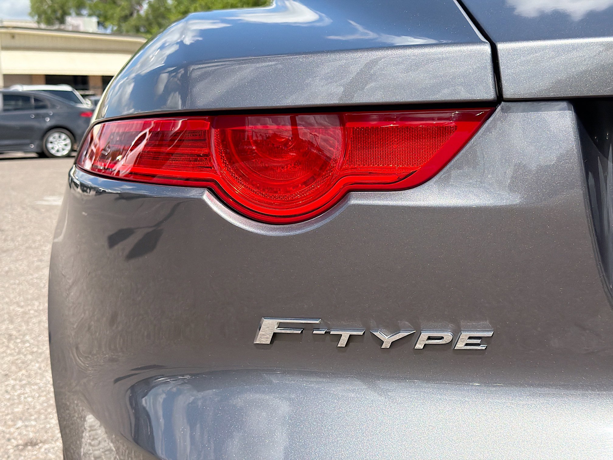 Used 2017 Jaguar F-TYPE Coupe image 10