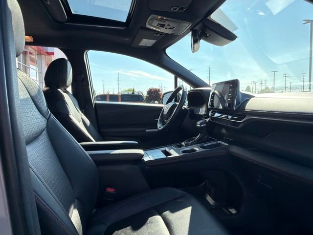 Used 2023 Toyota Sienna XSE AWD/4WD image 25