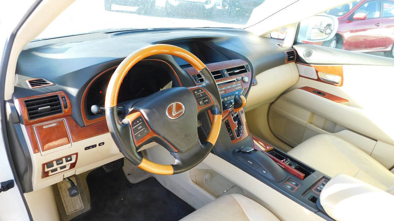 Used 2011 Lexus RX 350 AWD w/ Premium Pkg image 16