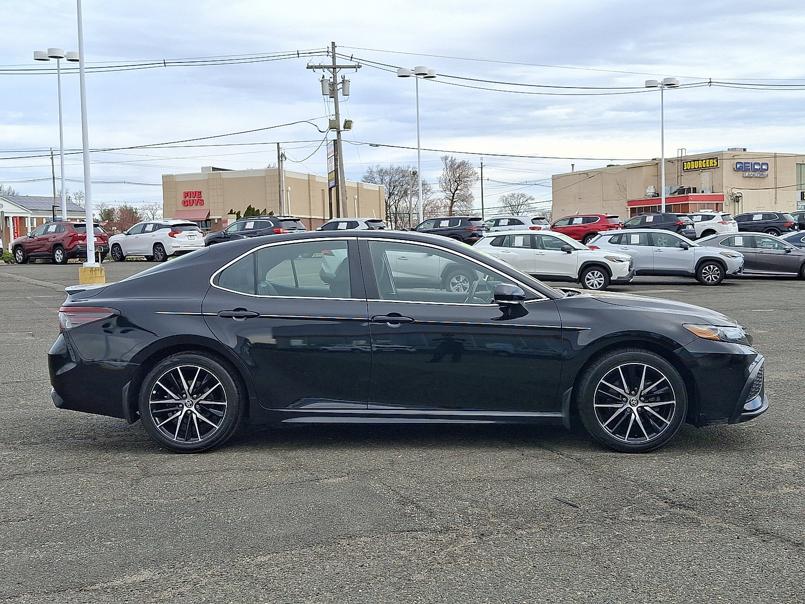 Certified 2024 Toyota Camry SE w/ Cold Weather Package AWD/4WD image 8
