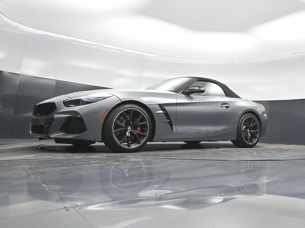 Used 2025 BMW Z4 M40i w/ Edition RWD image 41