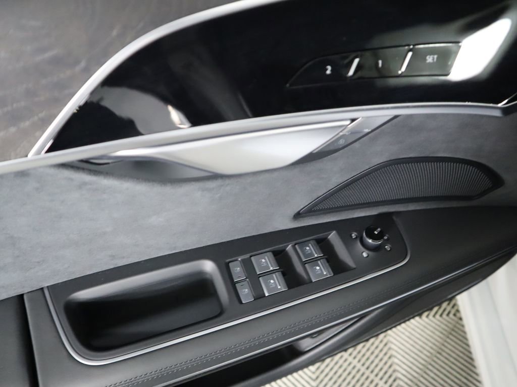 New 2025 Audi A8 L 3.0T image 24