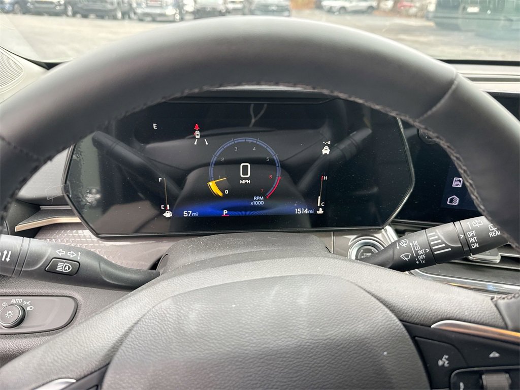 Used 2025 Chevrolet Trax ACTIV w/ Driver Confidence Package image 20