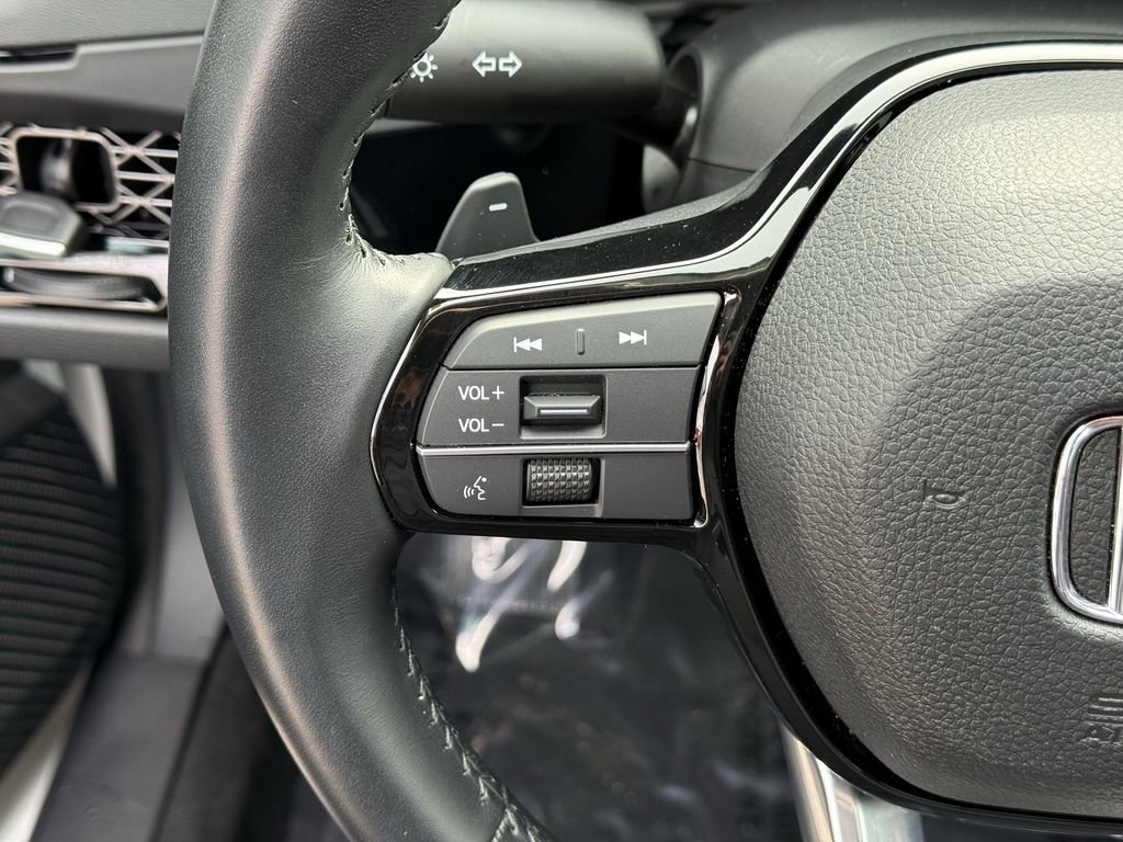 Used 2023 Honda Accord Touring image 20