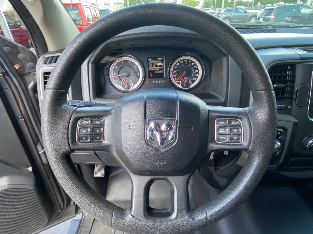 Used 2016 RAM 1500 Express RWD image 21