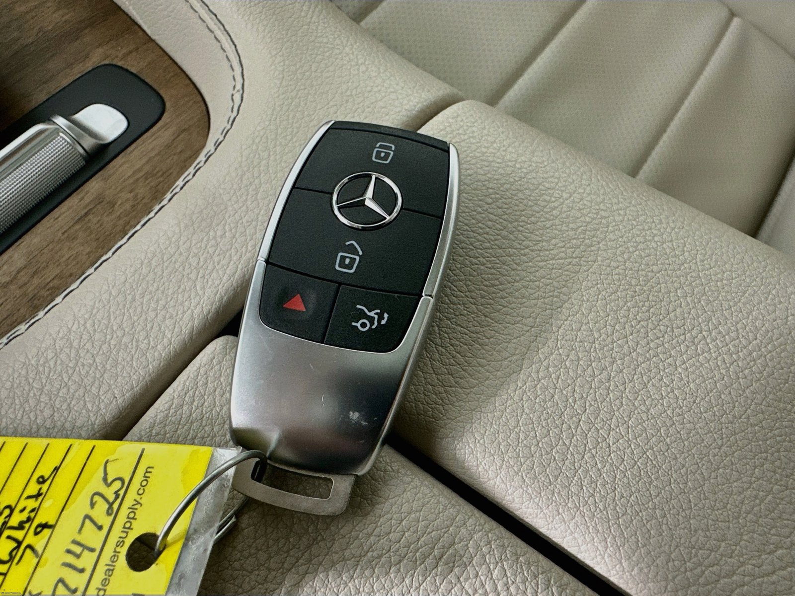Used 2022 Mercedes-Benz GLS 450 4MATIC image 29