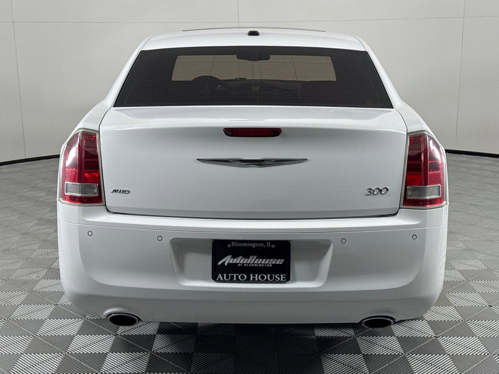 Used 2013 Chrysler 300 S image 6