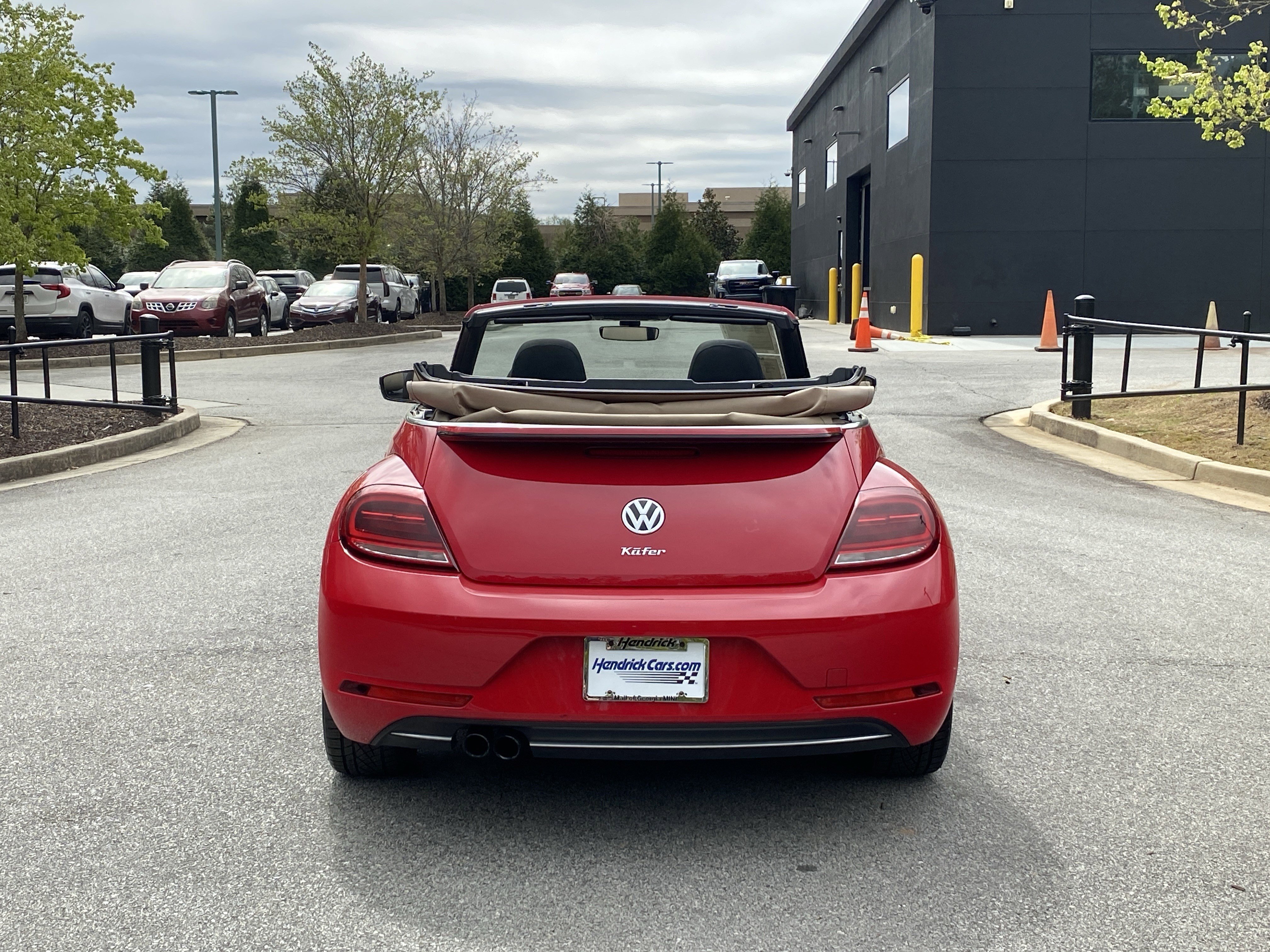 Used 2018 Volkswagen Beetle 2.0T Coast w/ Coast Lighting Package image 15