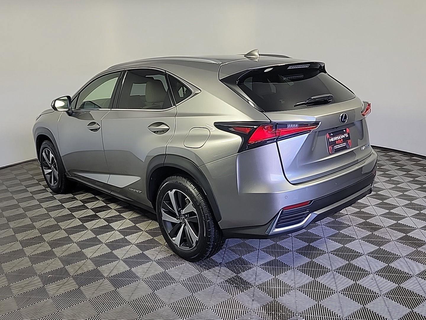 Used 2019 Lexus NX 300h AWD image 10