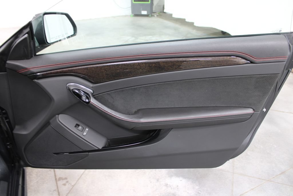 Used 2015 Cadillac CTS V RWD image 27