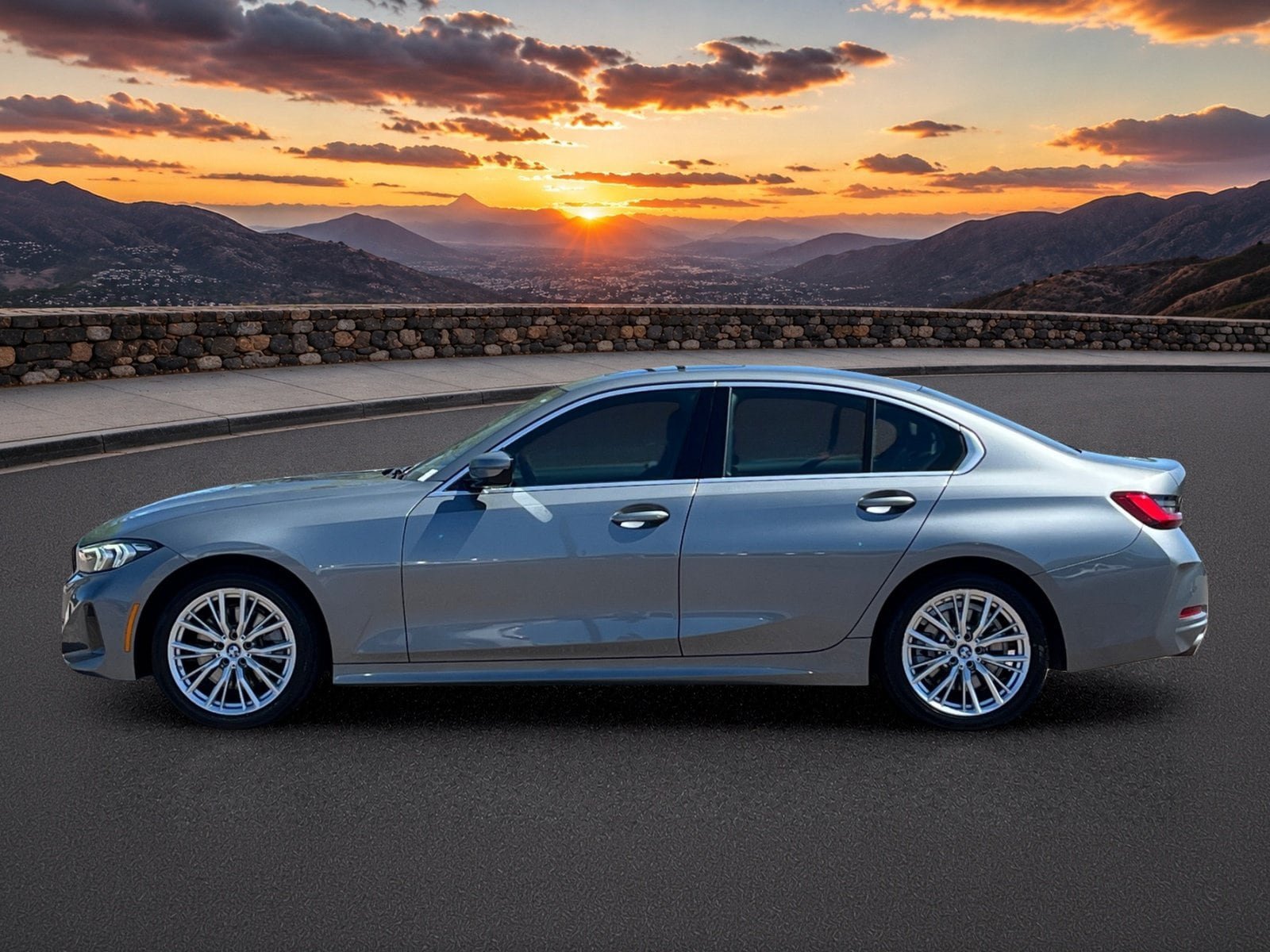 Used 2024 BMW 330i Sedan RWD image 3