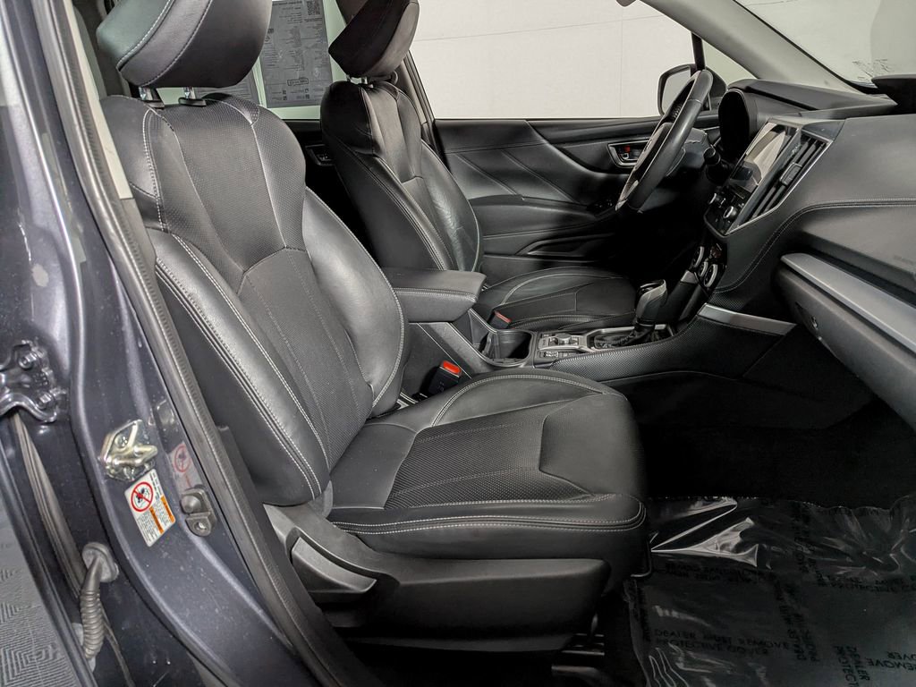 Used 2020 Subaru Forester Limited image 27