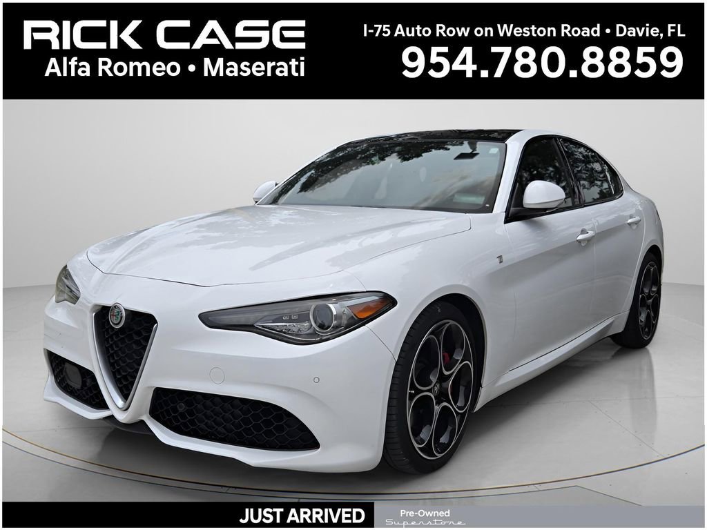 Used 2022 Alfa Romeo Giulia Ti w/ Active Assist Plus Package RWD image 1
