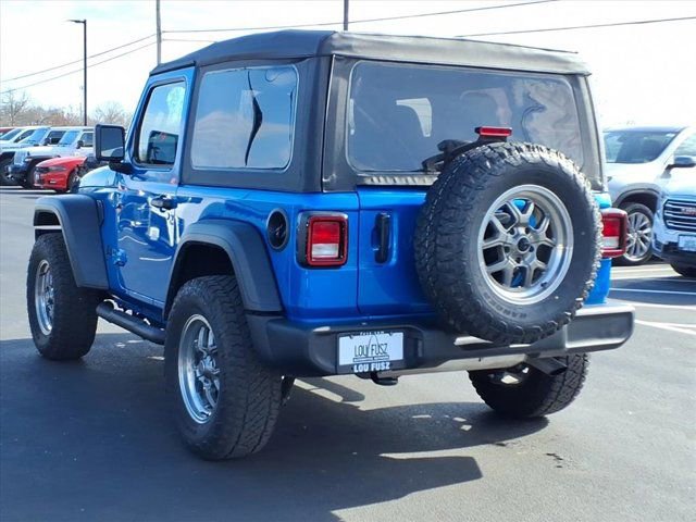 Used 2025 Jeep Wrangler Sport image 5