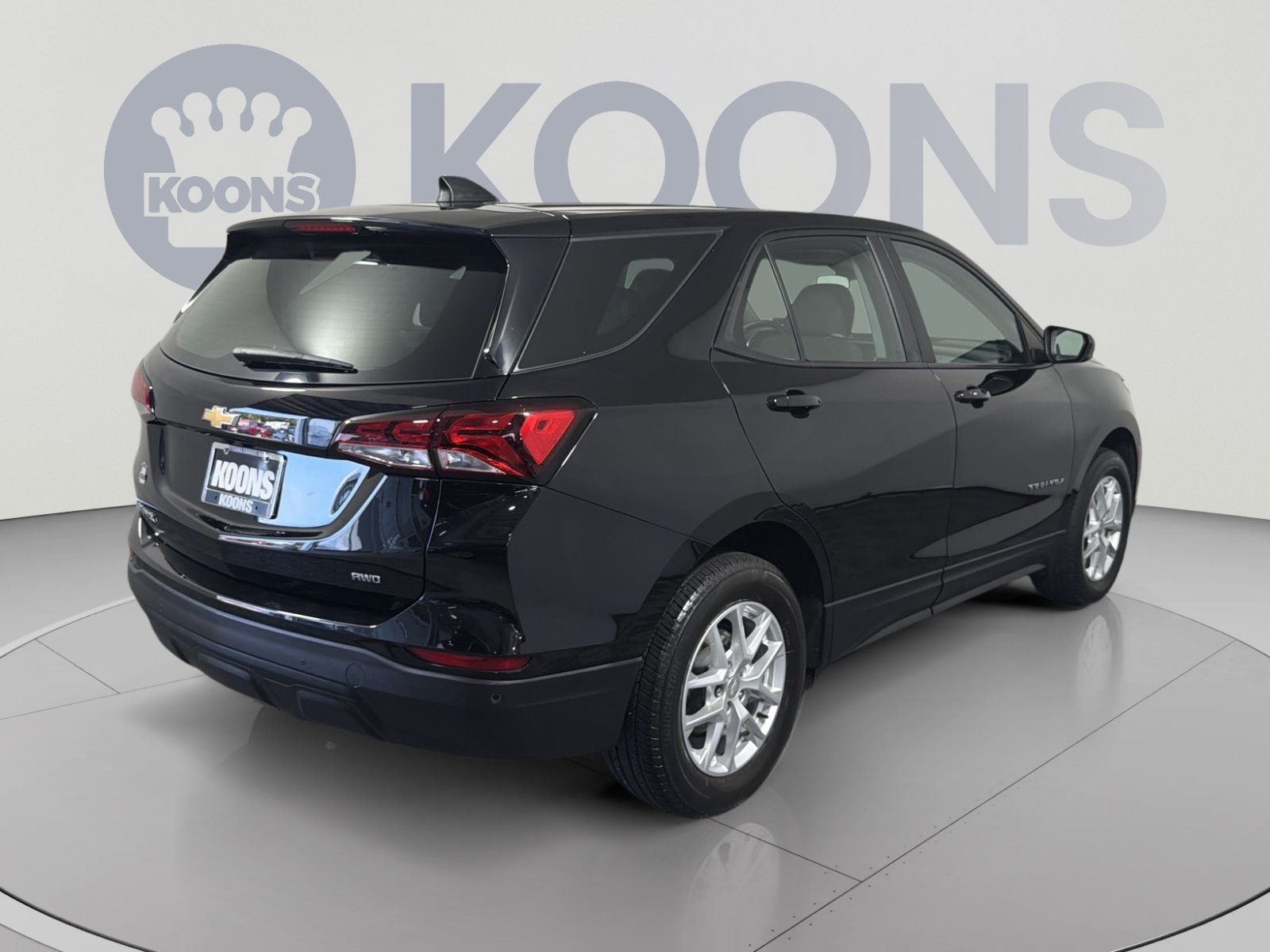 Used 2023 Chevrolet Equinox LS w/ Driver Confidence II Package AWD/4WD image 7