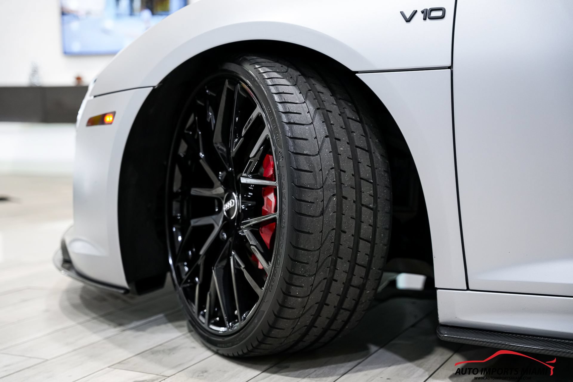Used 2018 Audi R8 V10 w/ Carbon Exterior Package AWD/4WD image 90