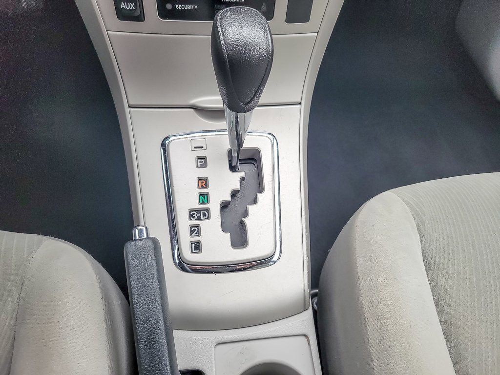 Used 2012 Toyota Corolla LE image 12