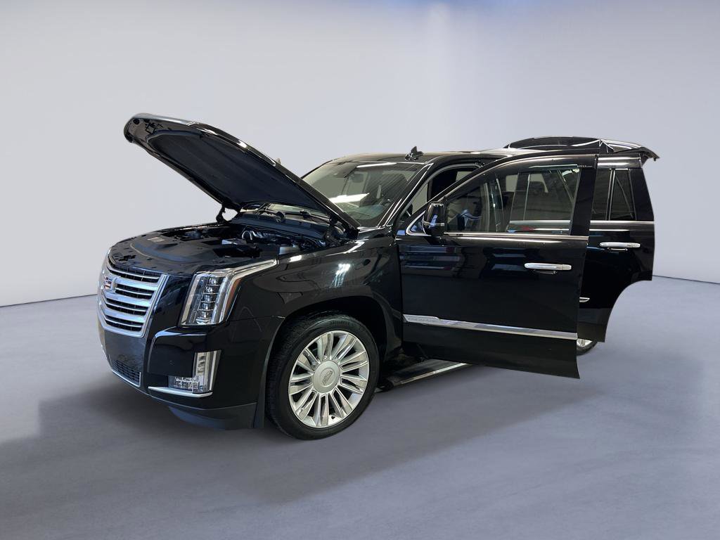 Used 2016 Cadillac Escalade Platinum AWD/4WD image 9