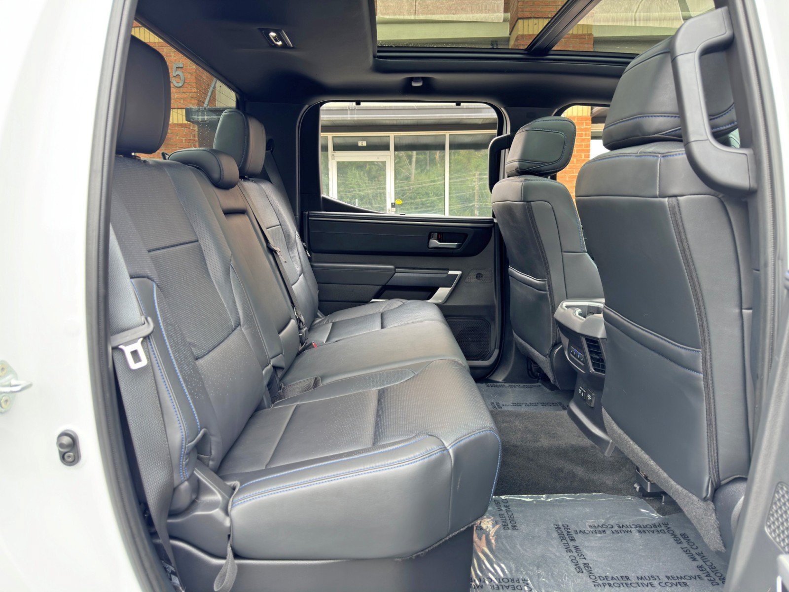Used 2024 Toyota Tundra Platinum AWD/4WD image 44